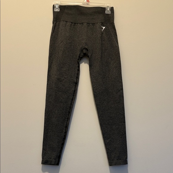Gymshark  Black Leggings - Picture 1 of 4
